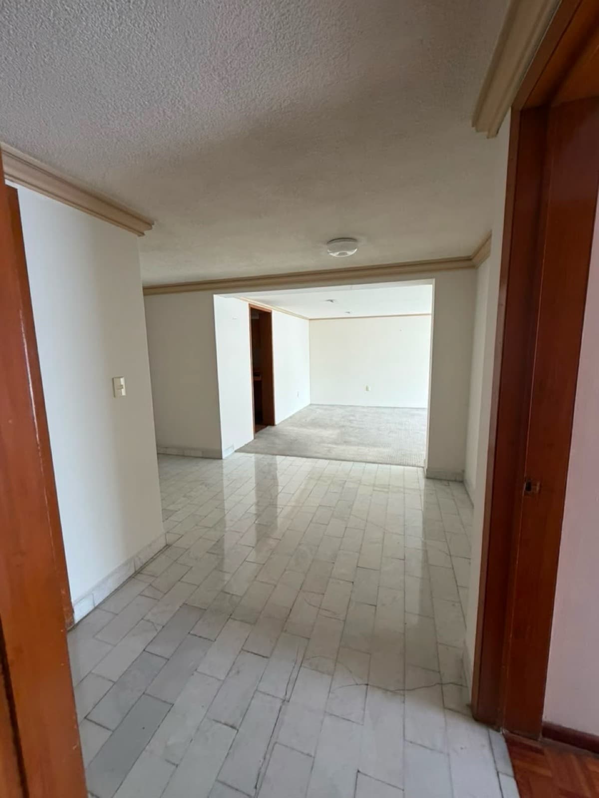 Apartment - Del Valle Centro
