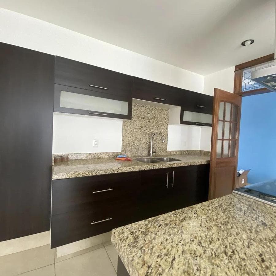 House for Rent in La Condesa Juriquilla | 3 Bedrooms with Bathrooms, Study, and TV Room