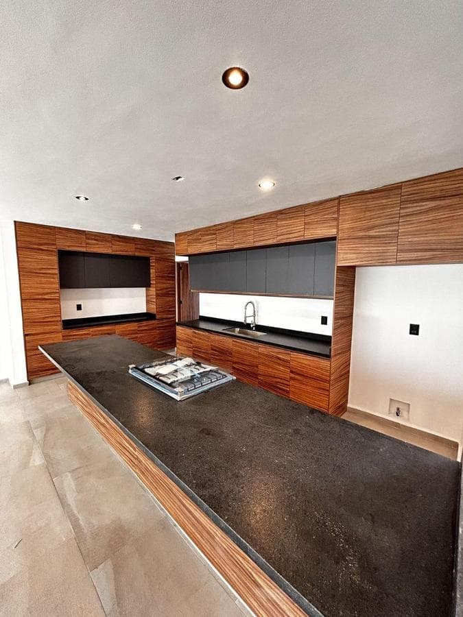 New Home in Grand Juriquilla with a Garden and a Bathroom in Every Bedroom