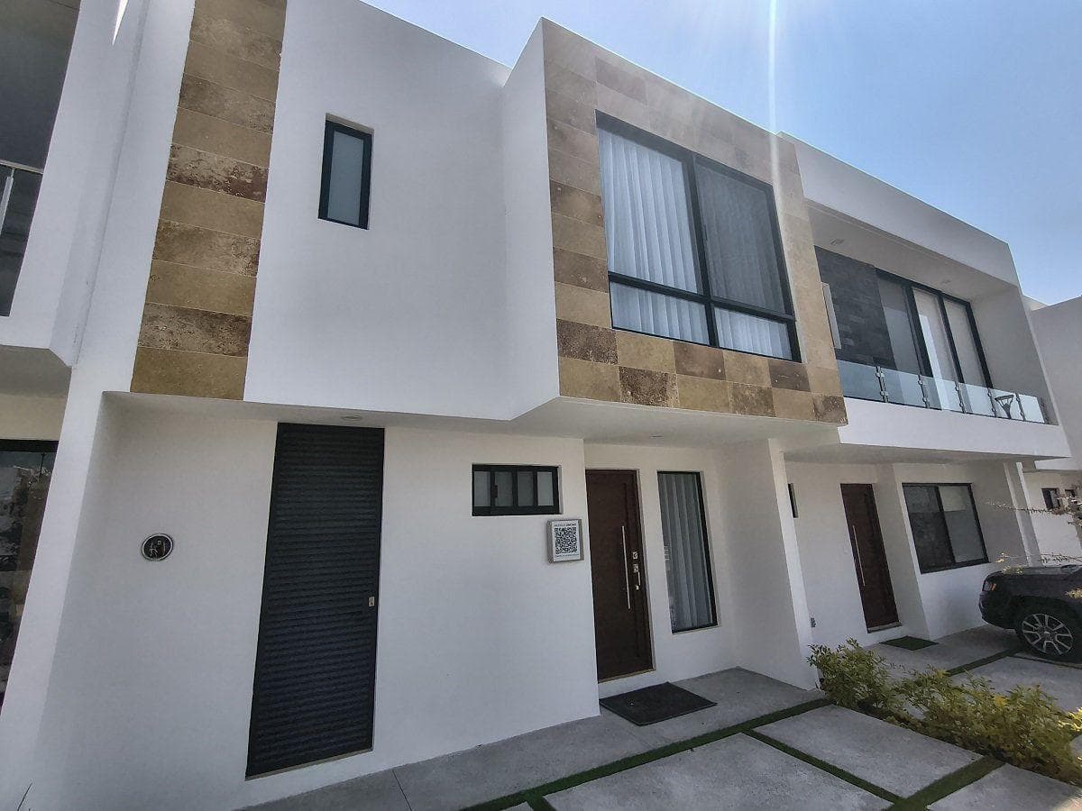 Residence for Sale in San Isidro Juriquilla with Premium Amenities