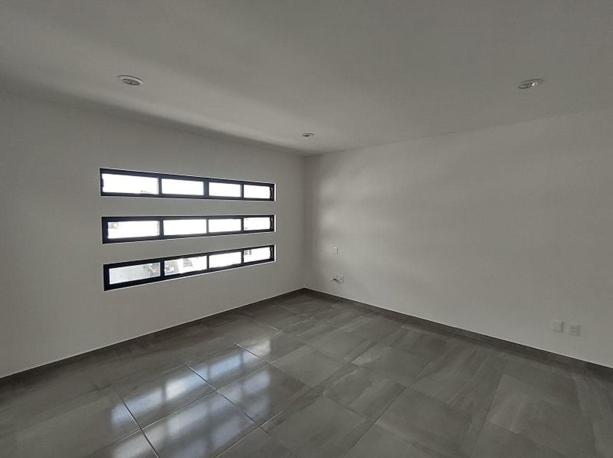 Spacious Residence in Colinas de Juriquilla