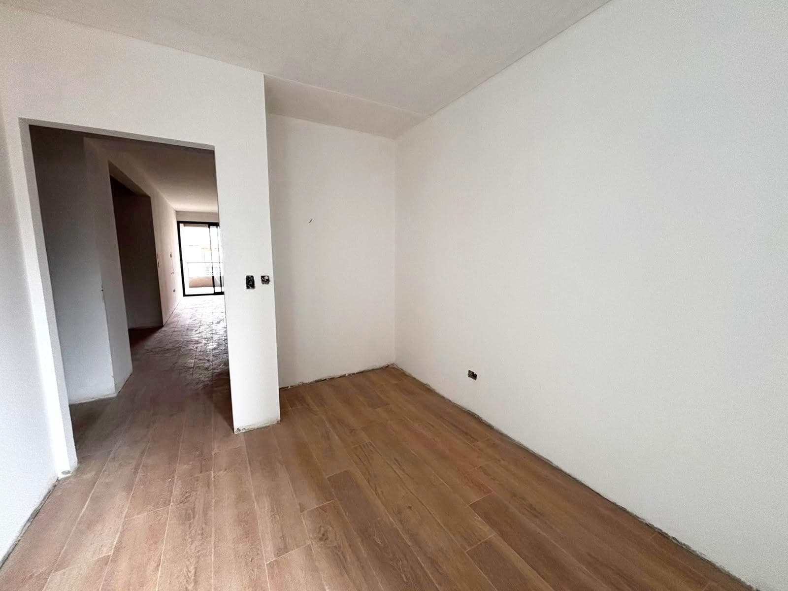 Two-room apartment with a balcony/terrace and a half-bath in Villa Crespo