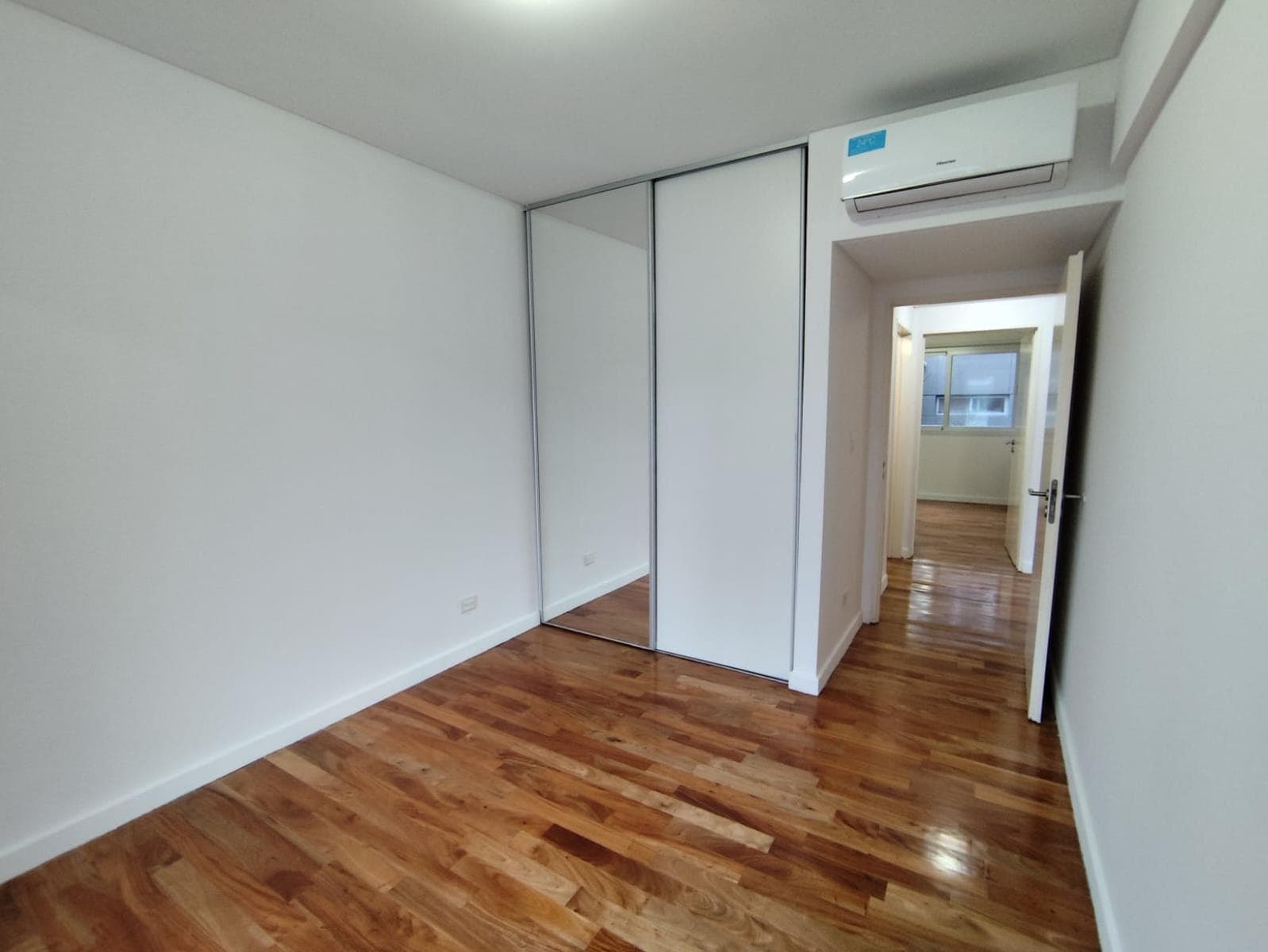 Departamento de 3 Ambientes con Balcón Aterrazado