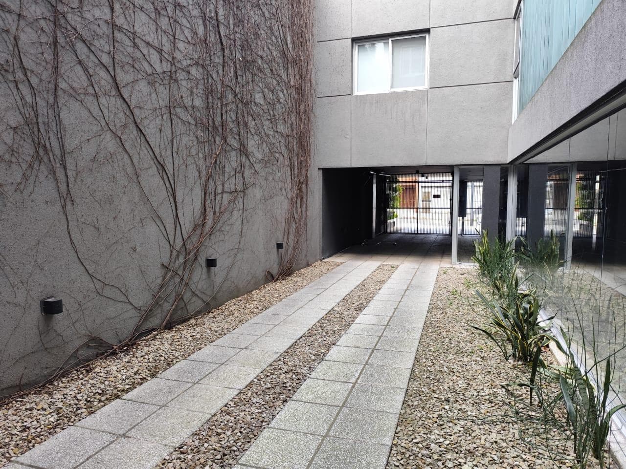 Departamento de 3 Ambientes con Balcón Aterrazado