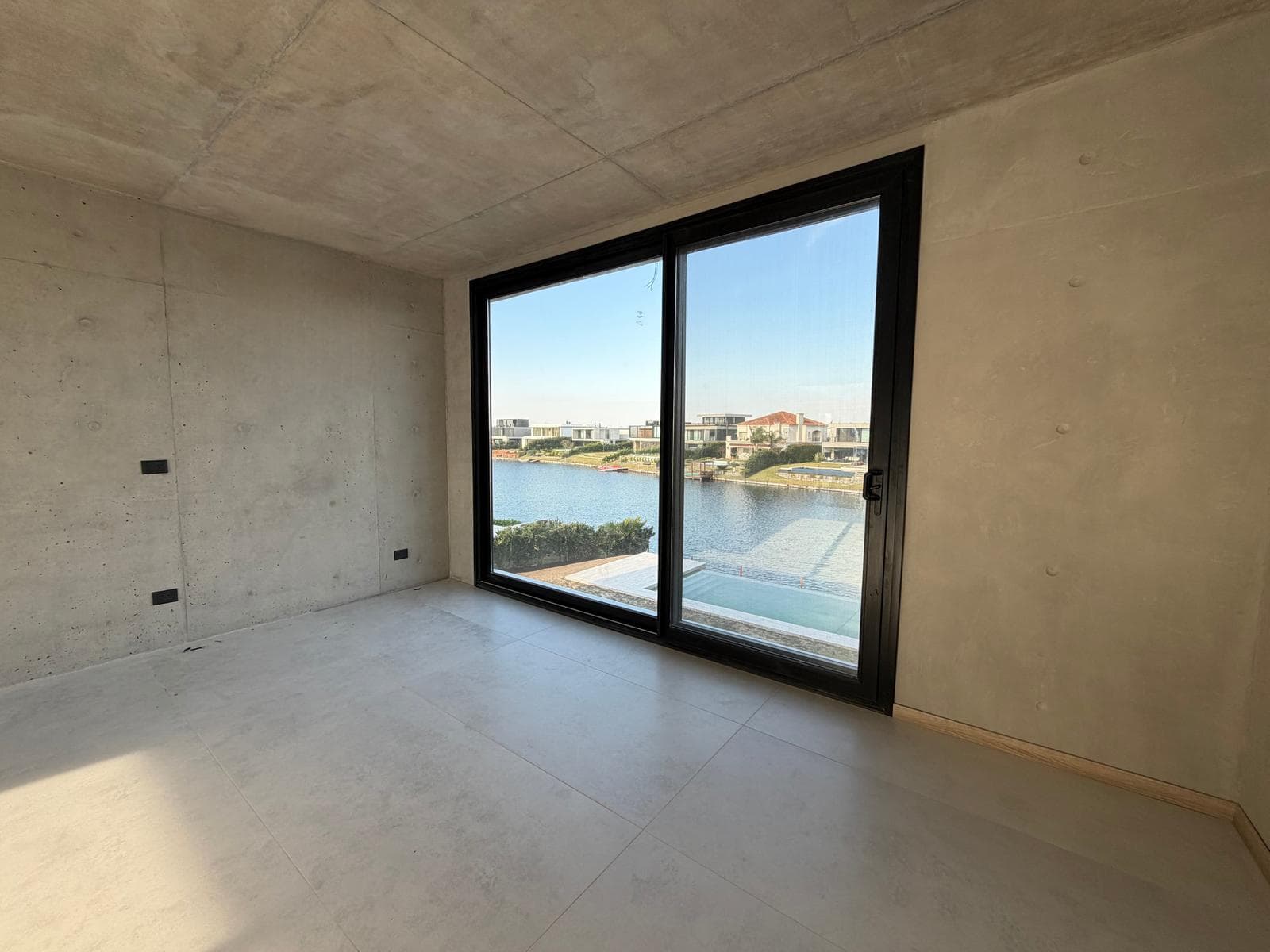 House for Sale Near the Lagoon in Virazon Nordelta