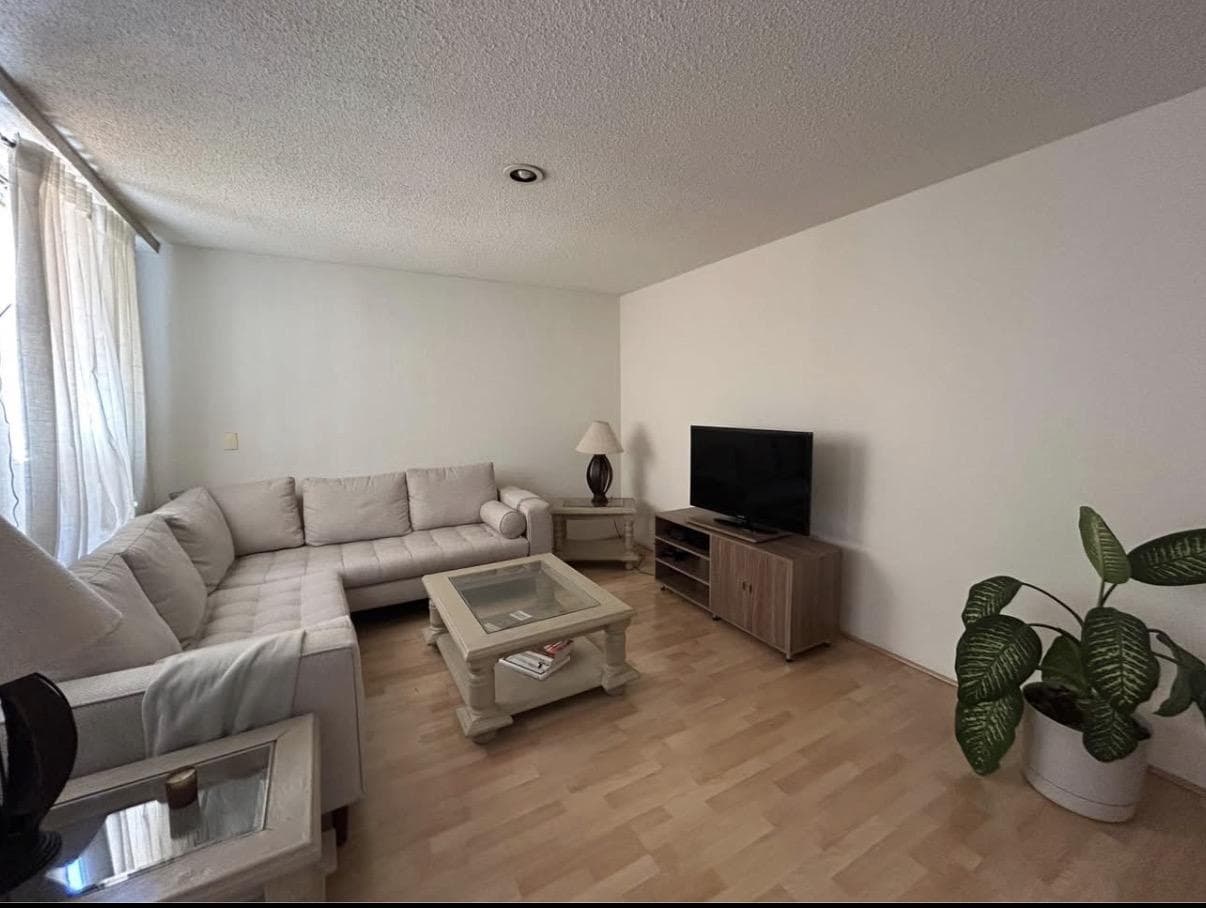 Apartment in the Lomas Verdes Subdivision, 5th Section (La Concordia)