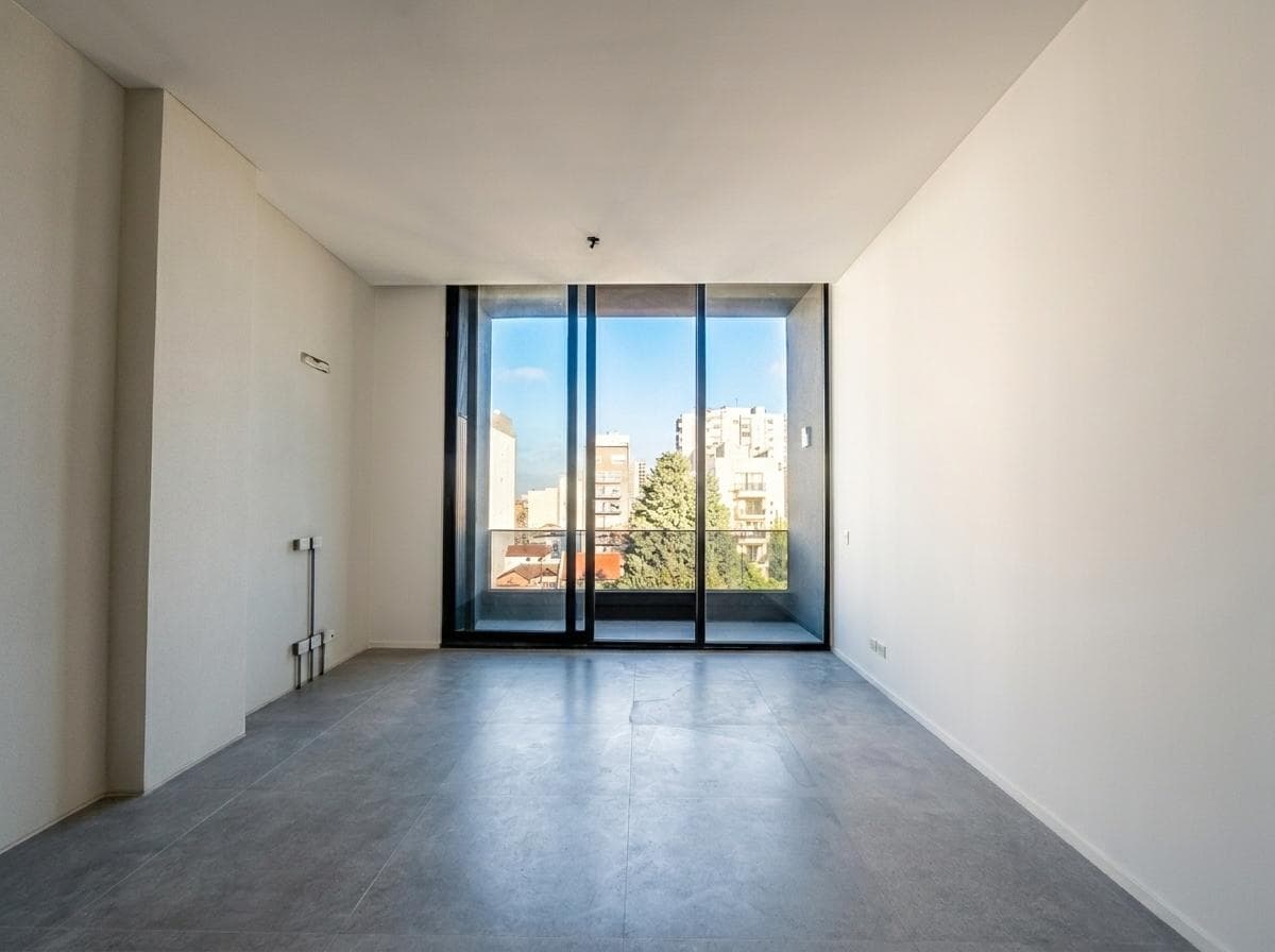 Loft-style office in Villa Pueyrredon