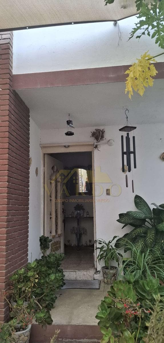 House for Sale. Altavista Sur Neighborhood, Monterrey, Nuevo León