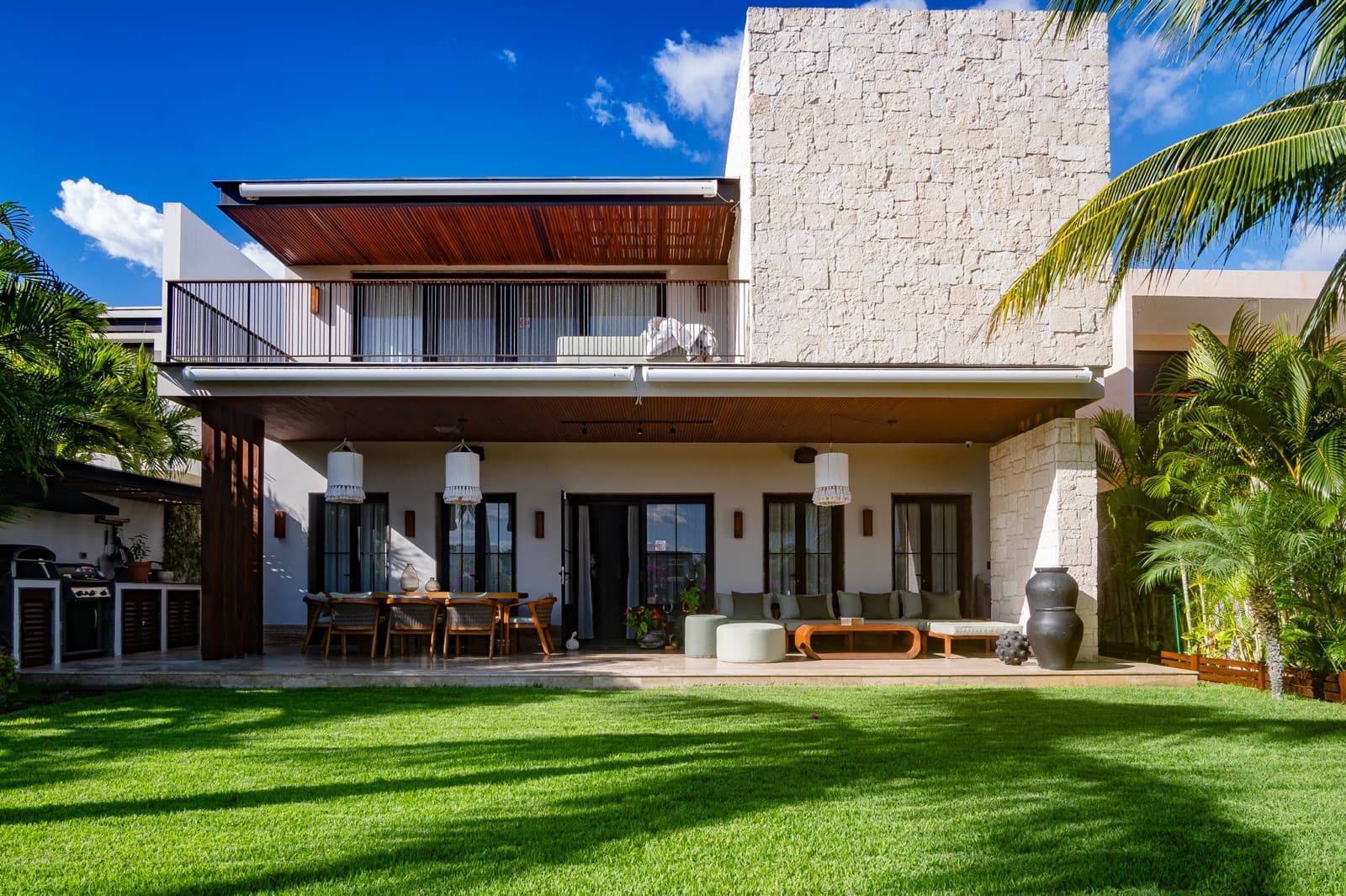 Home - Lagos del Sol