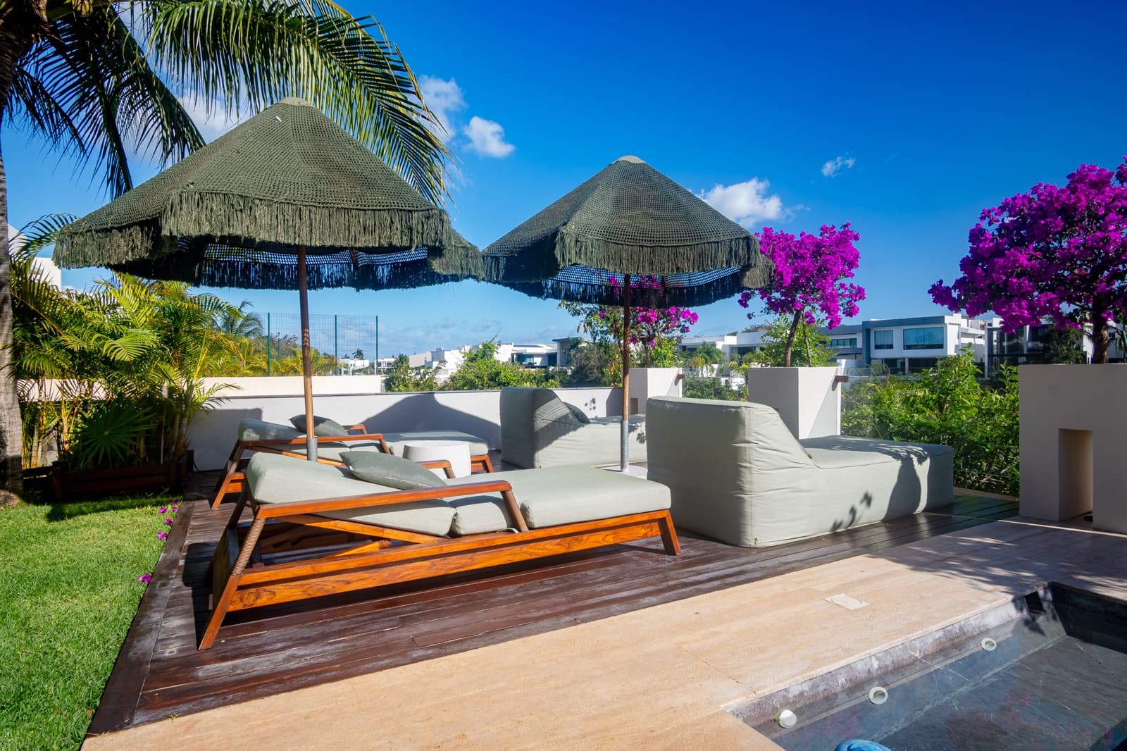 Home - Lagos del Sol