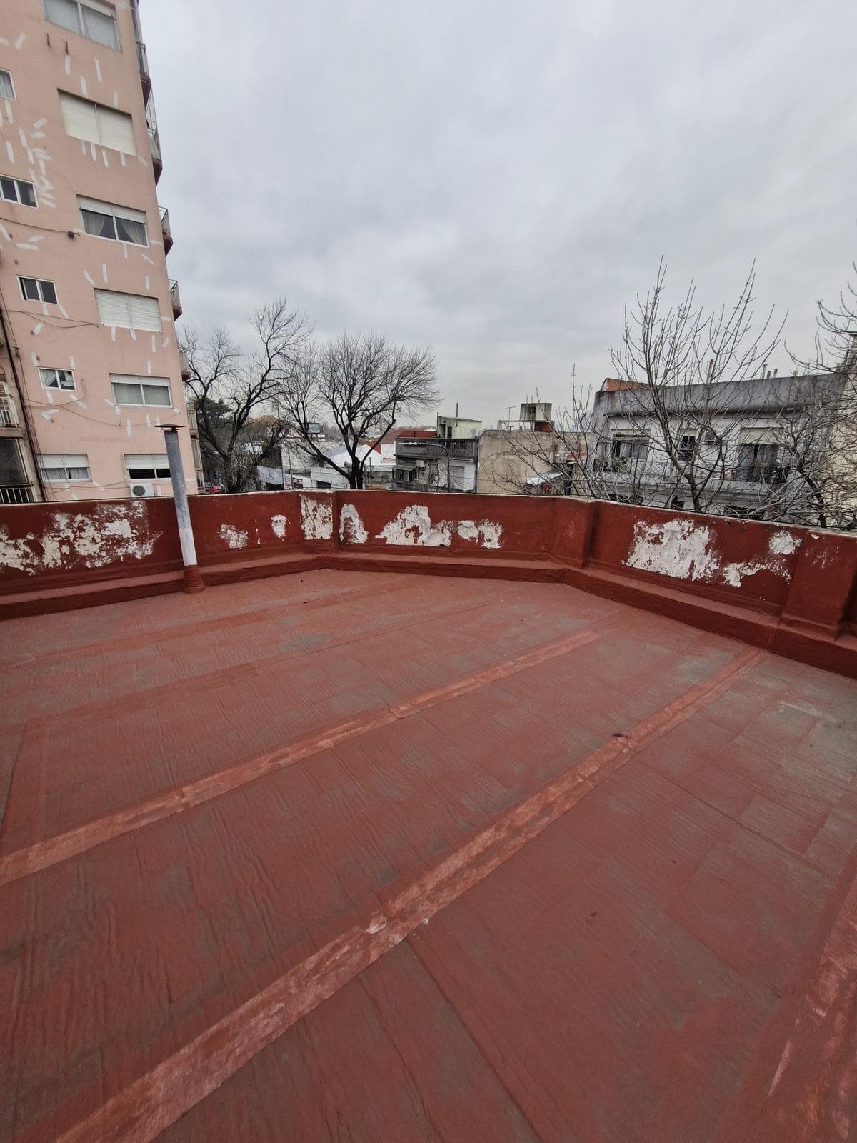 5-Room Penthouse for Sale in Floresta with a Terrace