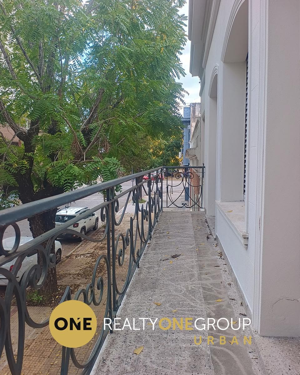 4-Bedroom House in Barrio Norte | Garage, Office, and Terrace | La Plata
