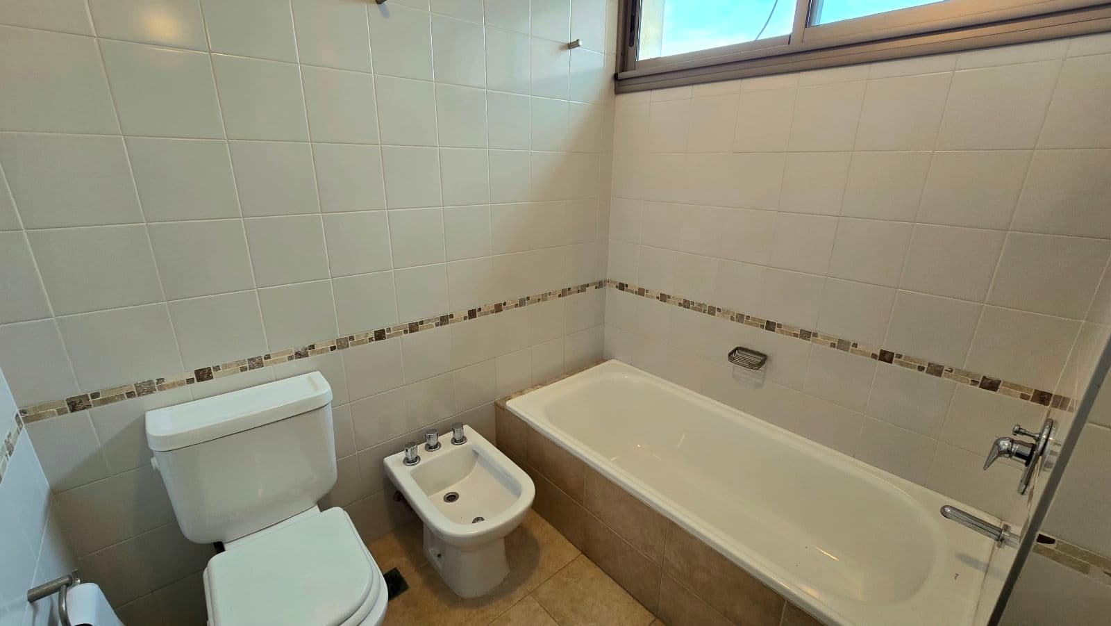 2-Bedroom Office/Showroom Apartment for Sale in Bahía Nordelta, Tigre