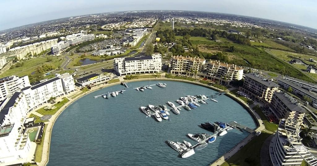 2-Bedroom Office/Showroom Apartment for Sale in Bahía Nordelta, Tigre