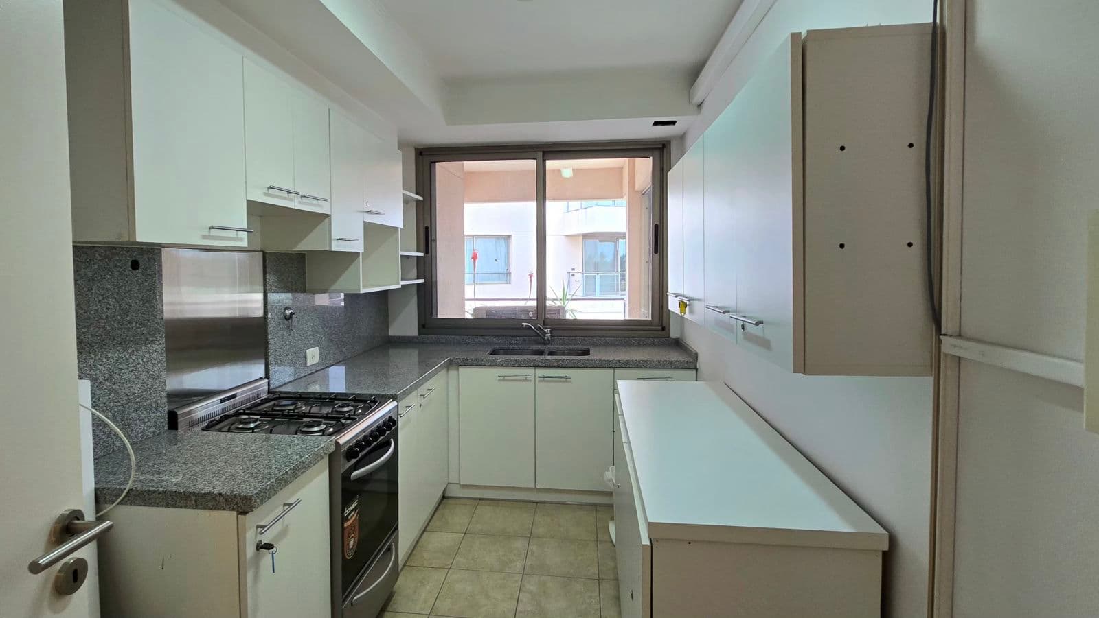 2-Bedroom Office/Showroom Apartment for Sale in Bahía Nordelta, Tigre