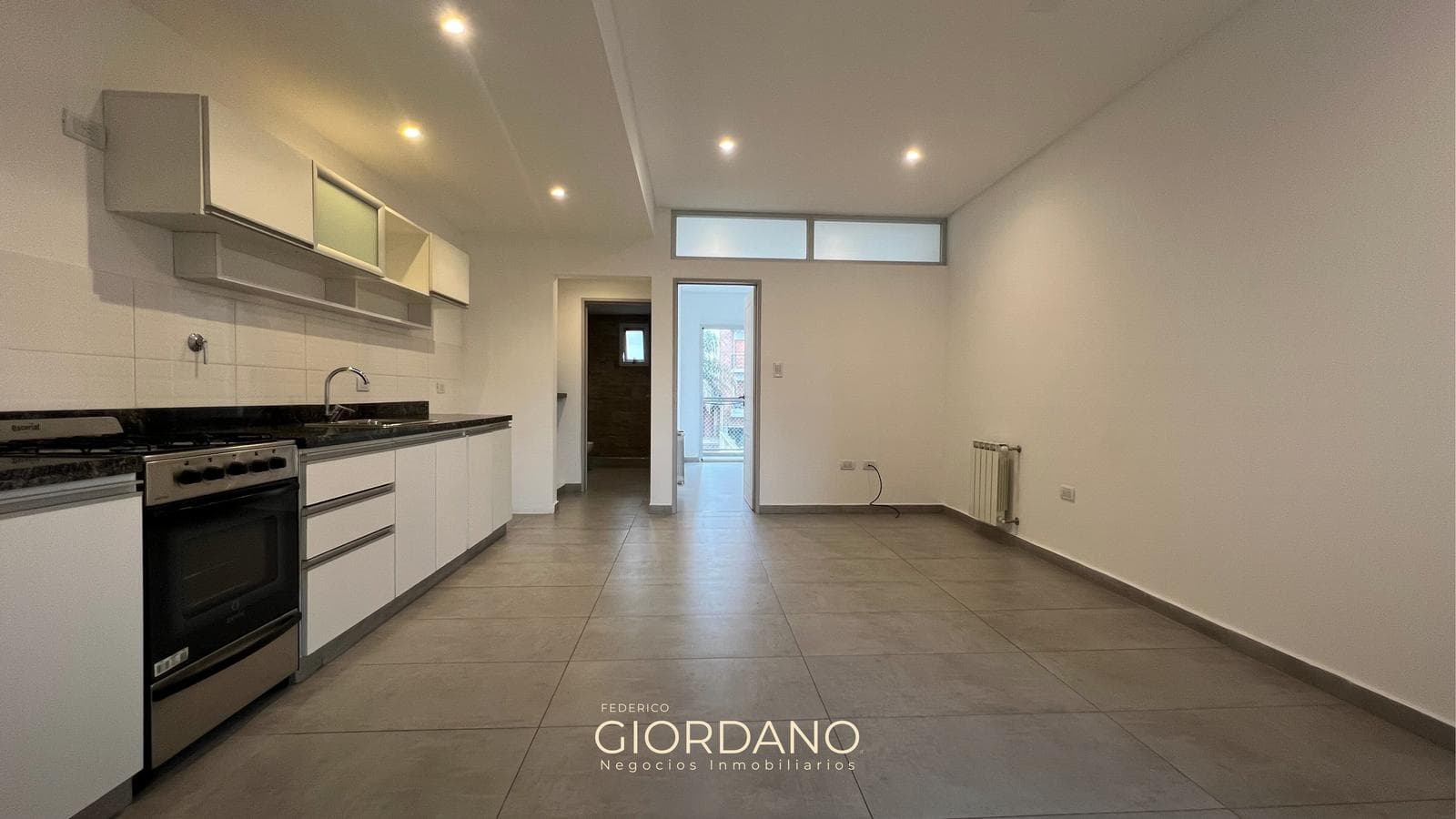 2-Room Apartment for Sale in Downtown Quilmes
