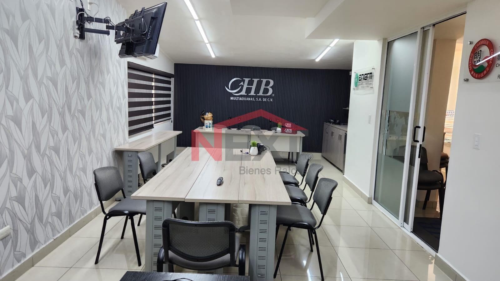 CORPORATE OFFICES FOR SALE IN VALLE ESCONDIDO