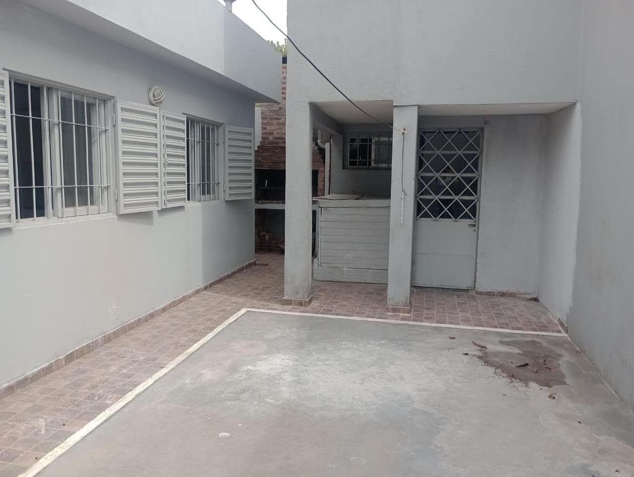 PH for Rent - Berisso - with a patio - 2 bedrooms