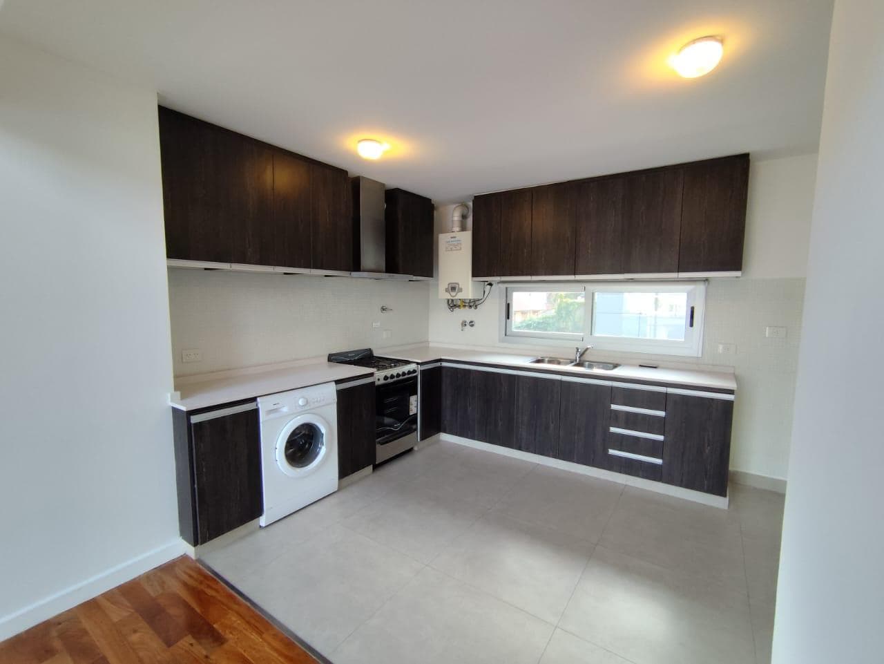 2-Room Duplex Apartment with Balcony for Sale in Villa Urquiza