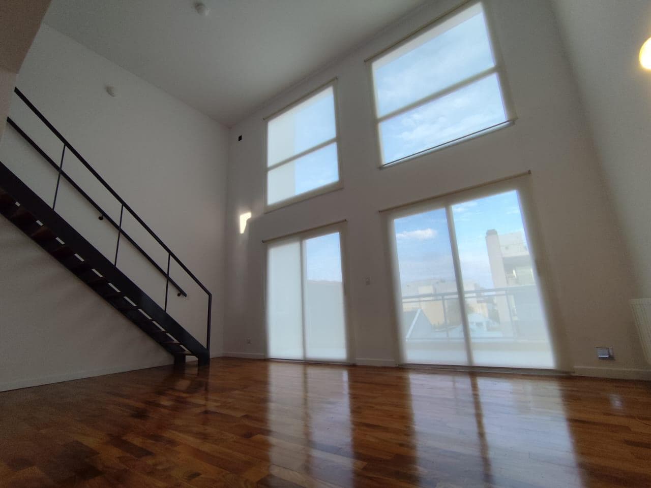 2-Room Duplex Apartment with Balcony for Sale in Villa Urquiza