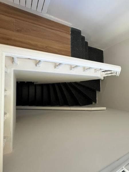 4-Room Villa for Sale in Mar del Plata, Facing the Street, Renovated to Look Like New, with a Garage