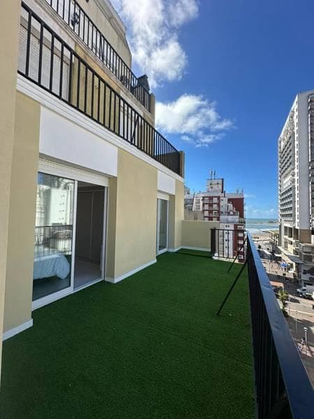 4-Room Apartment for Sale in Mar del Plata on the Street—Renovated to Look Like New, with a Balcony