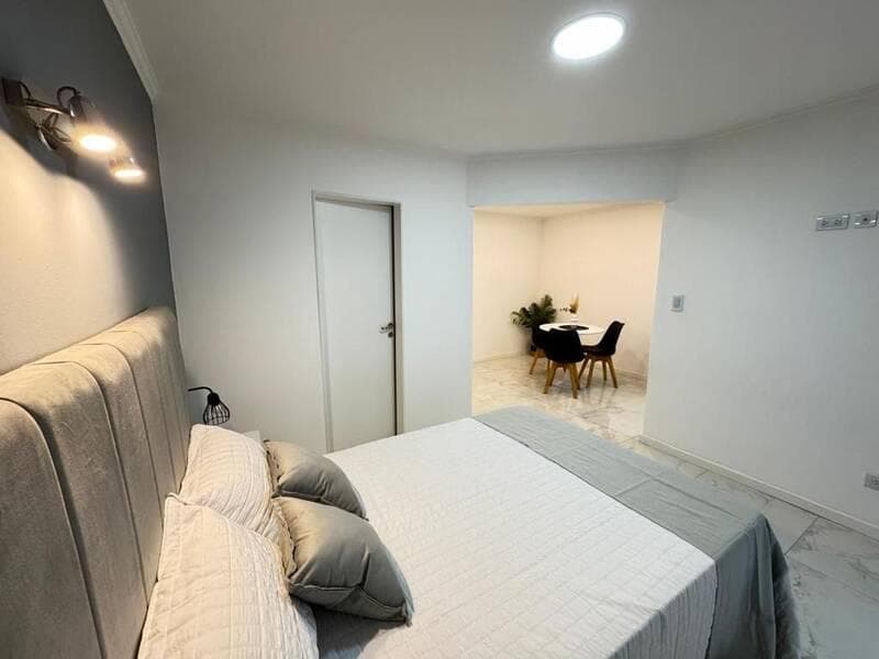 1-Room Back-Facing Apartment for Sale in Mar del Plata, Renovated to Look Like New, with a Separate Kitchen