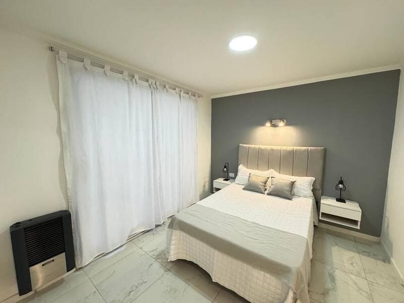 1-Room Back-Facing Apartment for Sale in Mar del Plata, Renovated to Look Like New, with a Separate Kitchen
