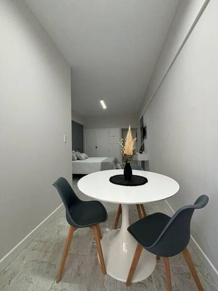 1-Room Apartment for Sale in Mar del Plata with a Side-Facing Layout and Separate Kitchen