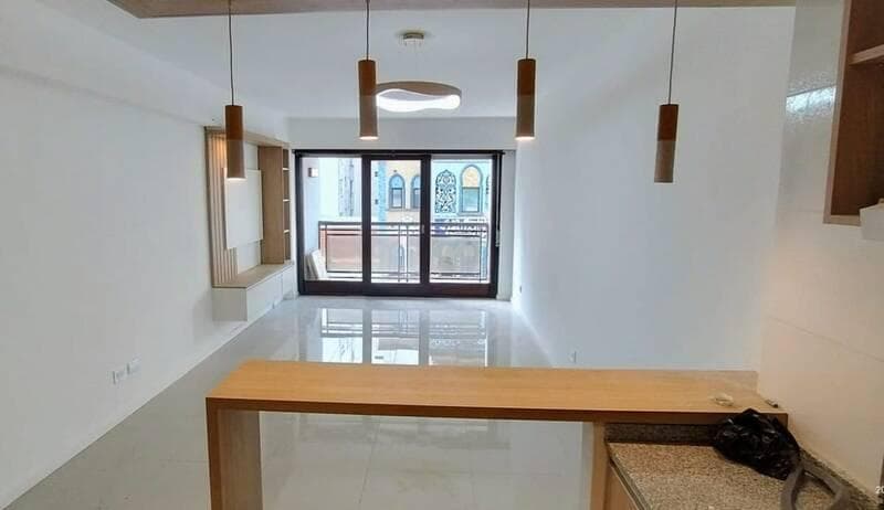 3-Room Apartment for Sale in Mar del Plata on the Street—Renovated to Look Like New, with a Balcony