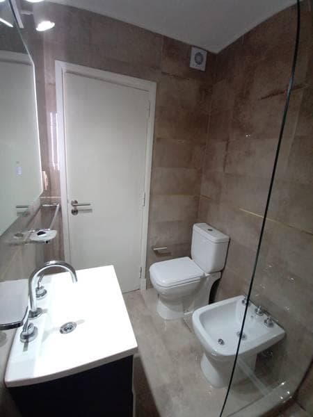 3-Room Apartment for Sale in Mar del Plata on the Street—Renovated to Look Like New, with a Balcony