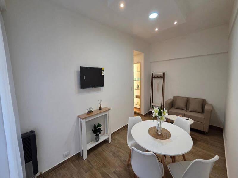 2-Room Apartment for Sale in Mar del Plata: Renovated to Like-New Condition, Separate Kitchen