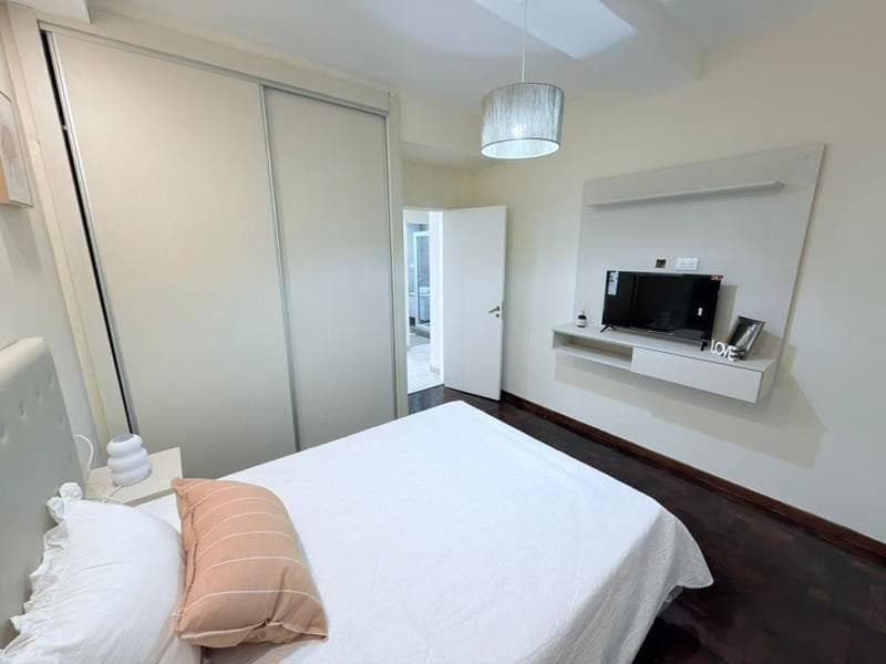 2-Room Apartment for Sale in Mar del Plata on the Street—Renovated to Look Like New, with a Balcony