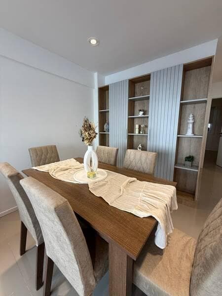2-Room Apartment for Sale in Mar del Plata with a Street-Facing Service Area, Fully Renovated, with Ocean View
