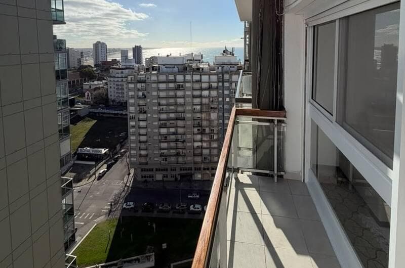 2-Room Apartment for Sale in Mar del Plata, Street-Facing with Ocean View, Includes Parking Space