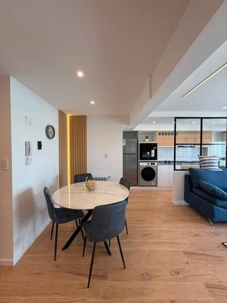 3-Room Apartment for Sale in Mar del Plata on the Street—Renovated to Look Like New, with Ocean View