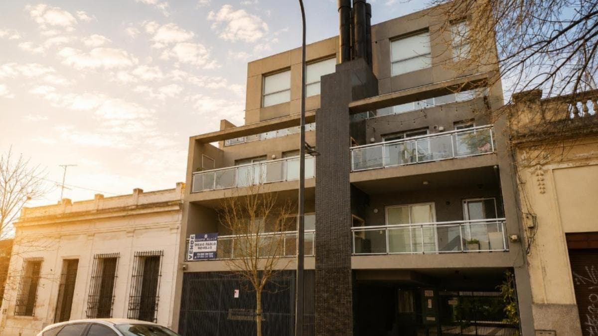 2-Room Duplex Apartment with Balcony and Grill in Villa Urquiza