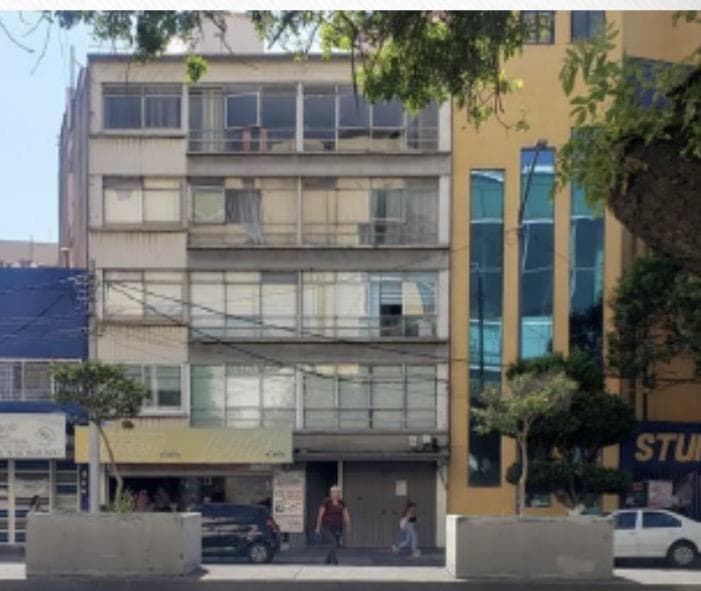 Apartment for Sale on Avenida Universidad