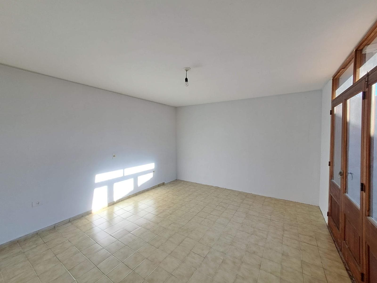House for Sale - 2/3 bedrooms, 2 bathrooms - MORTGAGE-ELIGIBLE on Carril Cervantes