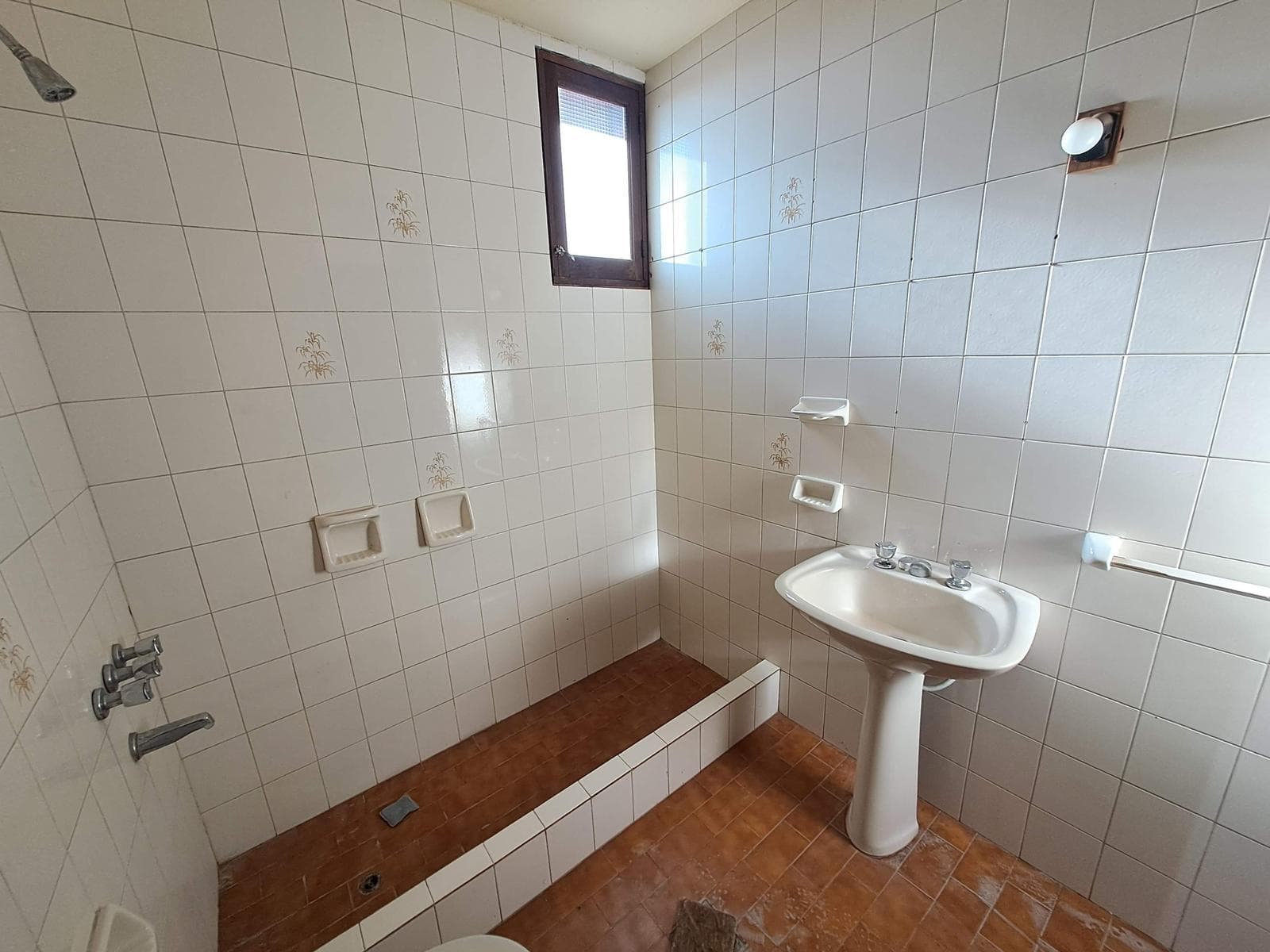 House for Sale - 2/3 bedrooms, 2 bathrooms - MORTGAGE-ELIGIBLE on Carril Cervantes