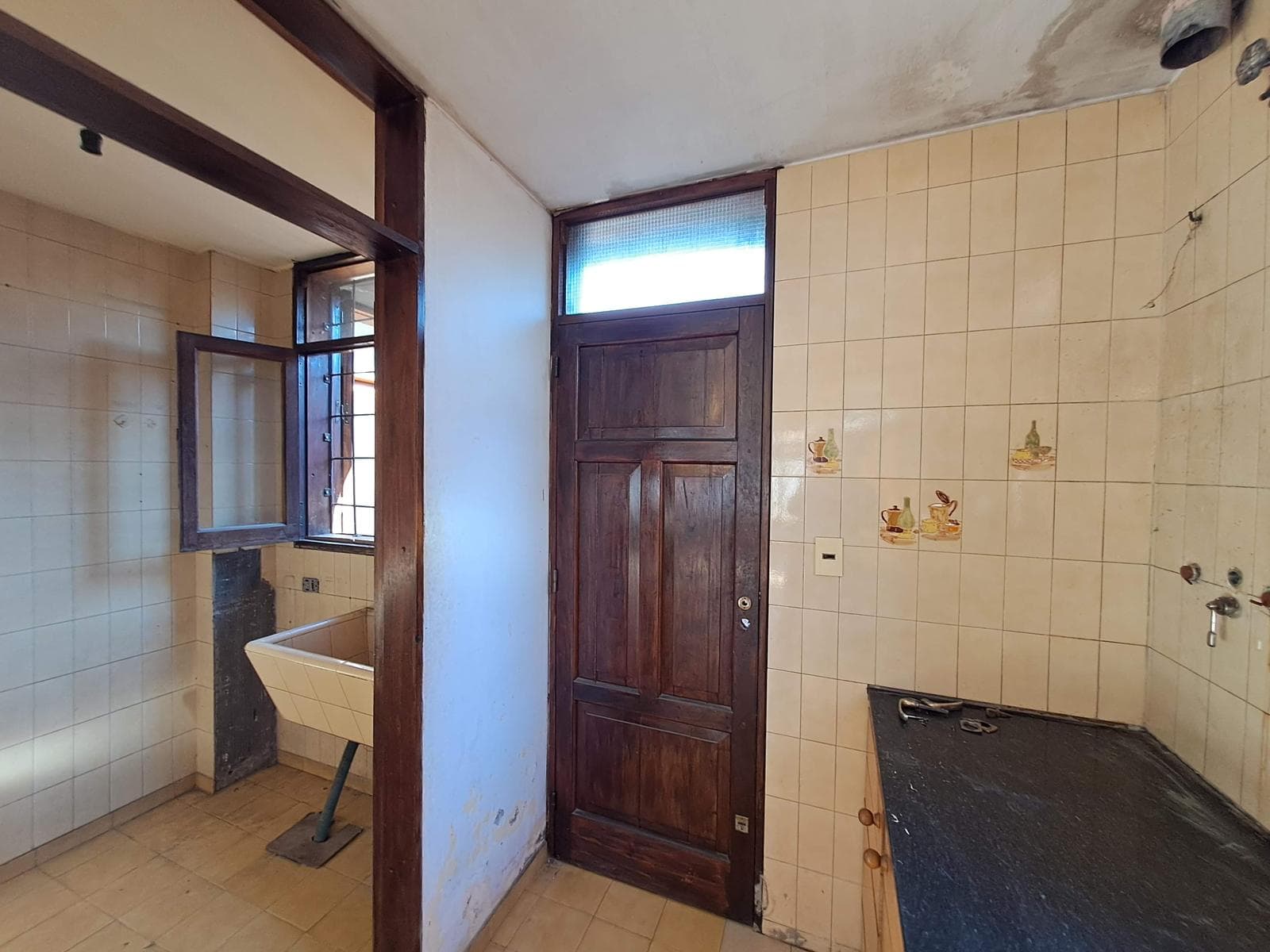 House for Sale - 2/3 bedrooms, 2 bathrooms - MORTGAGE-ELIGIBLE on Carril Cervantes