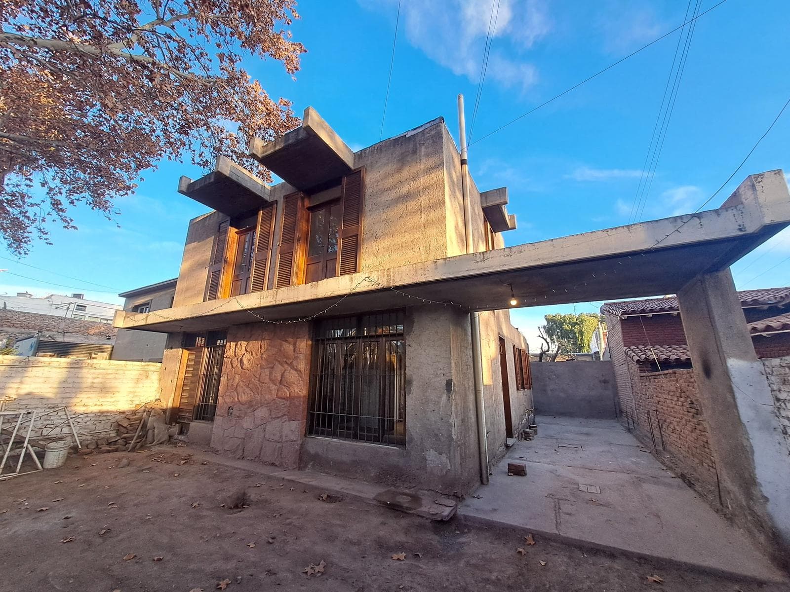 House for Sale - 2/3 bedrooms, 2 bathrooms - MORTGAGE-ELIGIBLE on Carril Cervantes