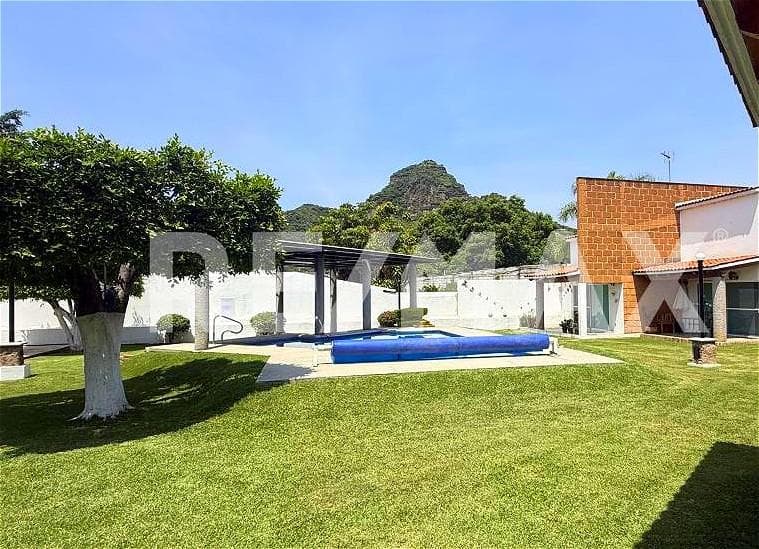 House for Sale in Tlayacapan