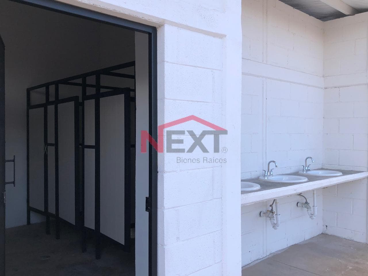 INDUSTRIAL WAREHOUSES FOR RENT