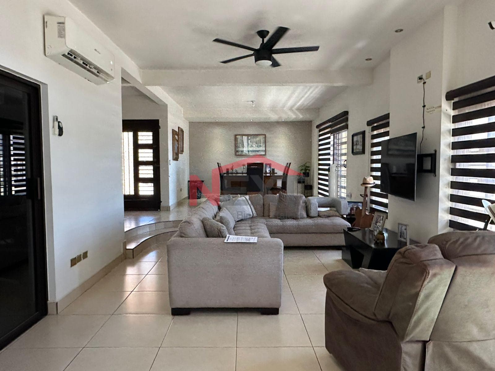 HOUSE FOR SALE IN THE LA AURORA/DELICIAS SUBDIVISION