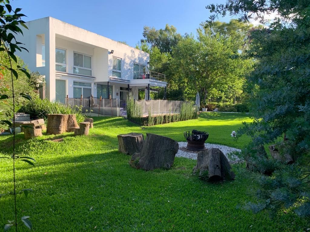 House for Sale, Mailyng Country Club, Pilar