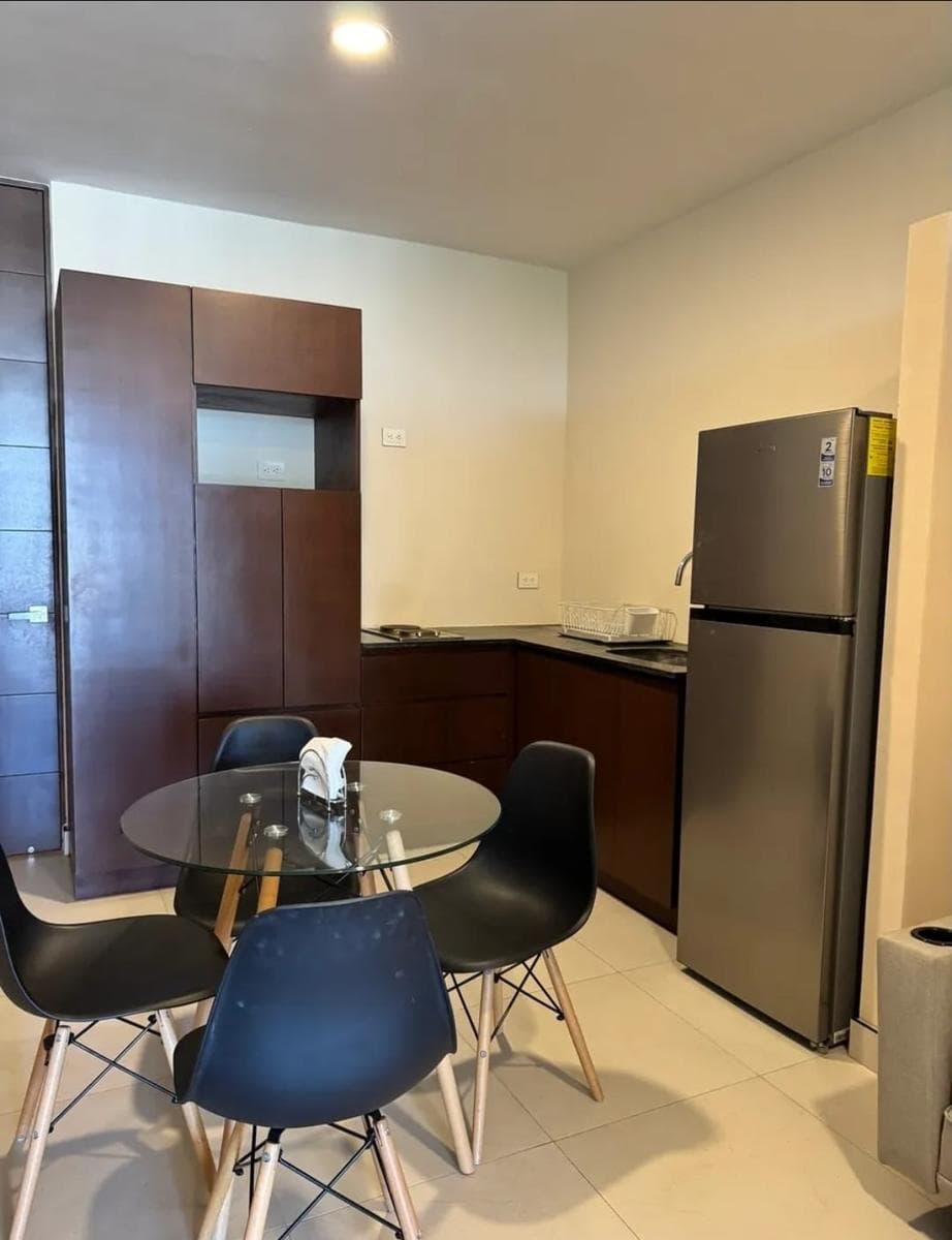 DEPARTAMENTO ESTUDIO EN RENTA AMUEBLADO, AMENIDADES Y VIGILANCIA EN SANTA GERTRUDIS COPO