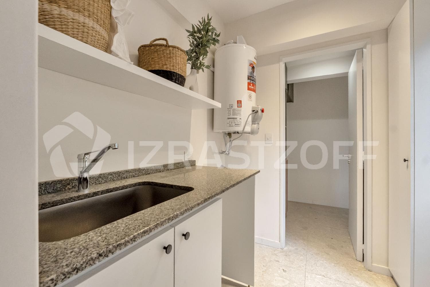 3-room apartment for sale in Recoleta, completely renovated