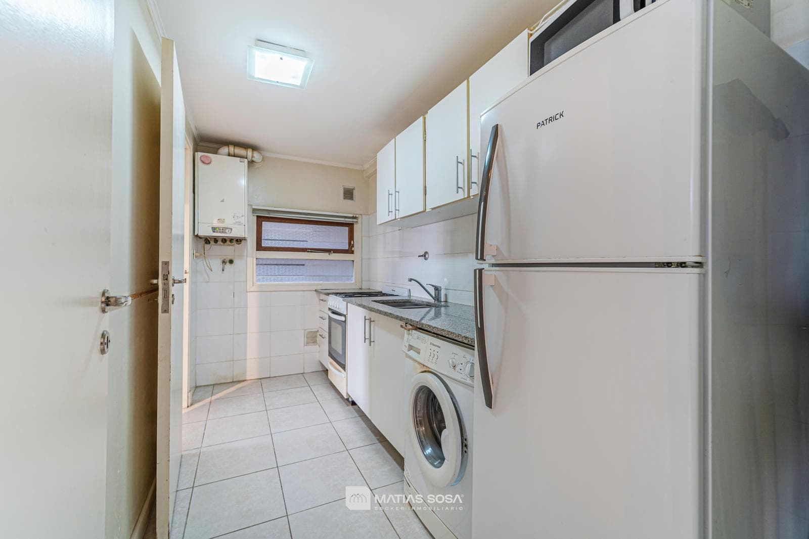 For Sale - Apartment - 3-room - on the street side - with a balcony - Stella Maris