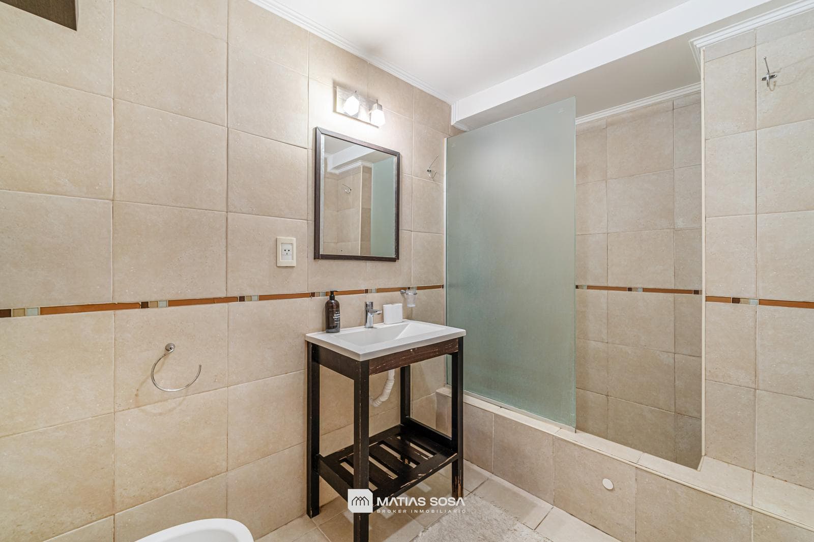 For Sale - Apartment - 3-room - on the street side - with a balcony - Stella Maris